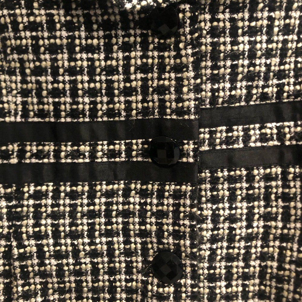 Sandro cream & Black Blazer Size Medium - Picture 8 of 8
